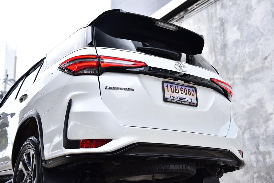 FORTUNER LEGENDER BLACK TOP ทะเบียนคืน รูปที่ 8