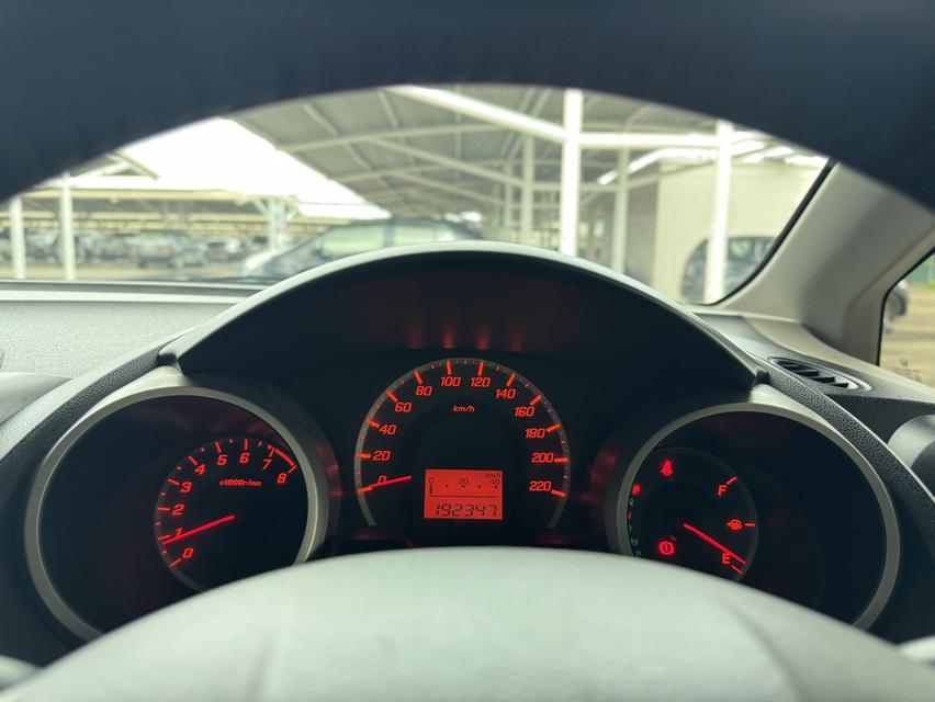 HONDA JAZZ GE 2011 AUTO V IVTEC รูปที่ 12