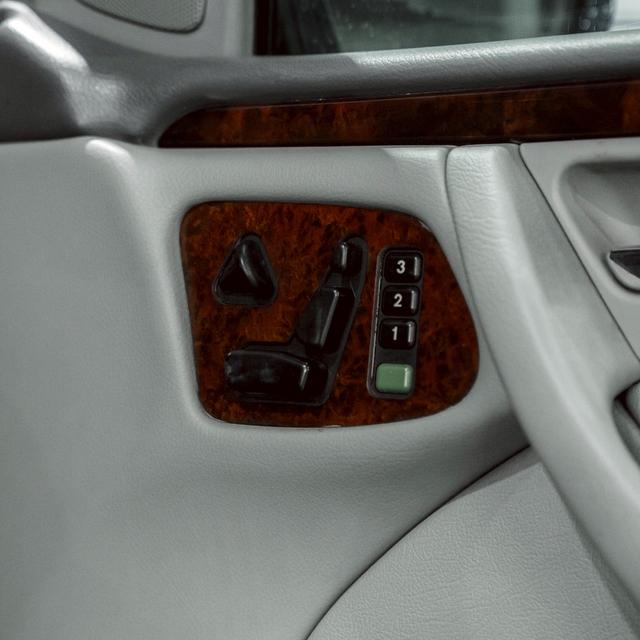 รหัสรถ 67GG2580 Mercedes Benz  E230 EL  (W210) A/T ปี 1996 13