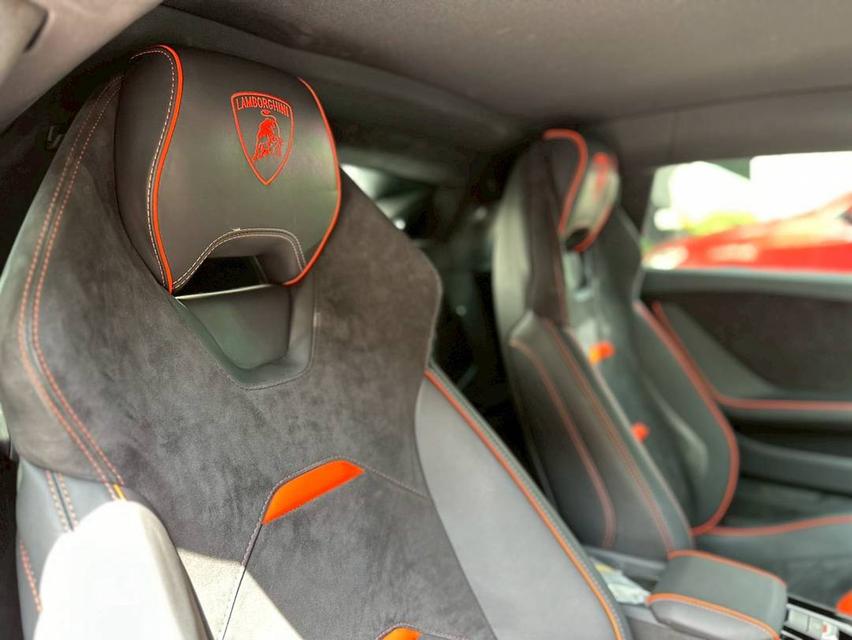 Huracan Technica 6