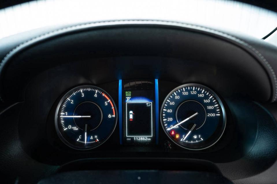 Toyota Fortuner 2.4V ปี21 รูปที่ 8