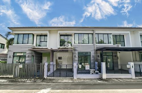 ทาวน์โฮม 2 ชั้น The Villa เดอะ วิลล่า บางบัวทอง 1