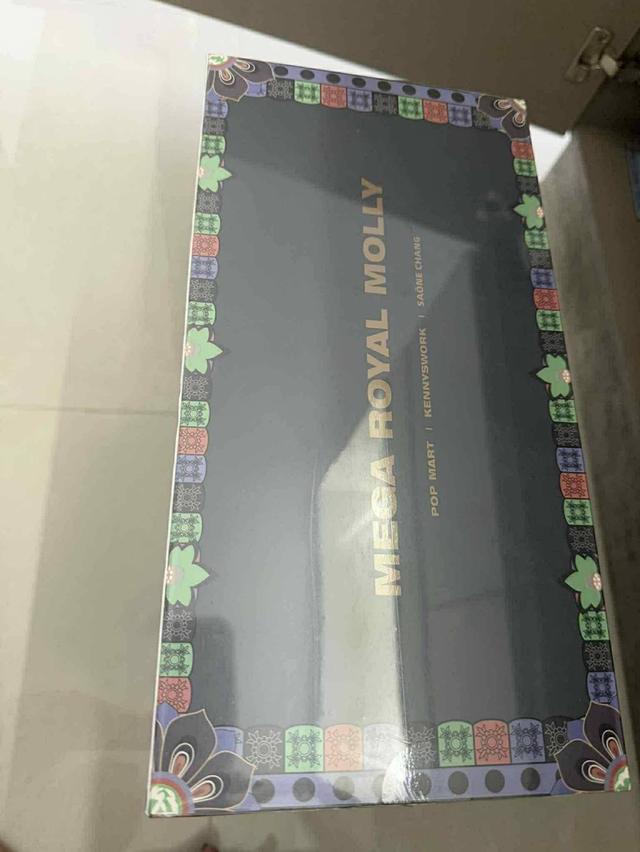 > ของหายากมากกก 🩵 MEGA ROYAL MOLLY ยังไม่แกะซีล ใหม่กริ๊บจากกล่อง! ตั้งไว้ 35,000 บาท (ต่อรองได้เบา ๆ นะคะ 🫶) สายสะสมรู้เลย รุ่นนี้สวยและหายากจริง 6