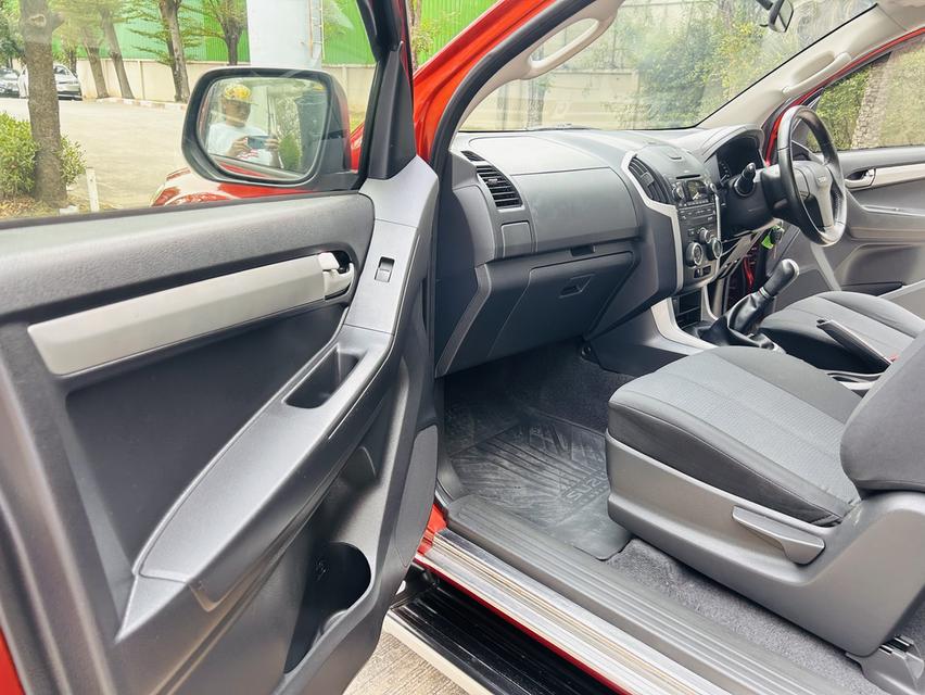 Isuzu Dmax 2.5 Vcross 4x4 รูปที่ 8