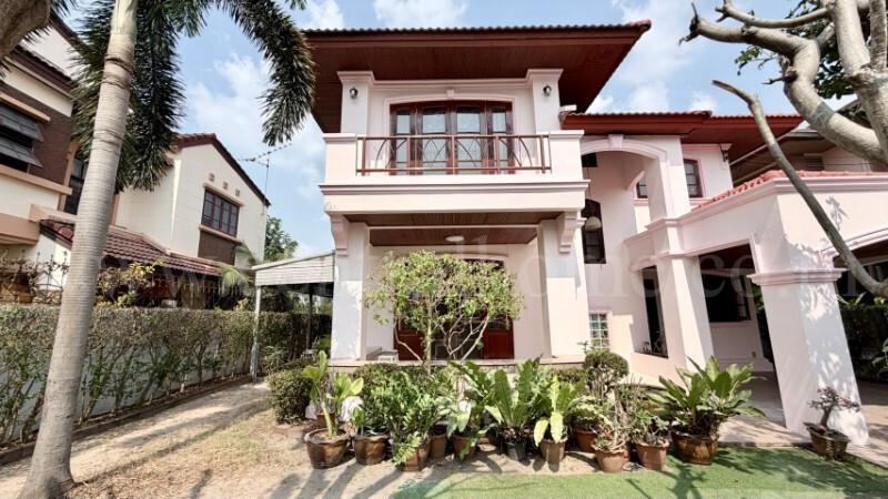 บ้านเดี่ยว สีวลี รังสิต 2 สภาพดี พร้อมเข้าอยู่ ใกล้ ฟิวเจอร์รังสิต 2