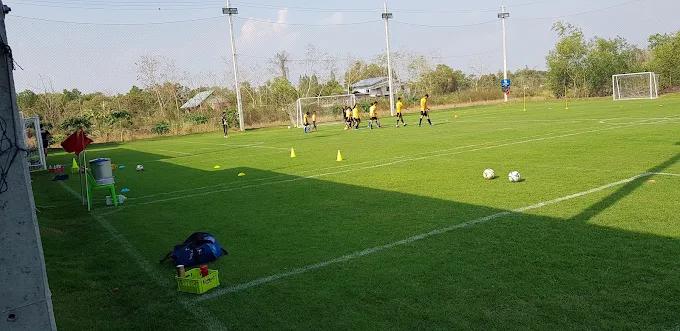 ขายสนามฟุตบอลหญ้าจริงl สนามฟุตบอลเมเนตเจอร์ซ้อคเกอร์ฟิว ตำบลคลองหก คลองหกตะวันตกซอย 11 อำภอคลองหลวง มีลูกค้าประจำ สนใจ โทร 085 1536632 หรือ 0817144948 3