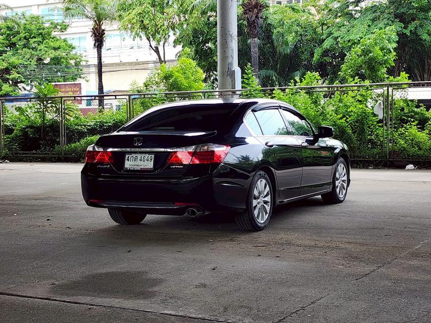 ขายรถ Honda Accord 2.0EL ปี 2015 สีดำ เกียร์ออโต้