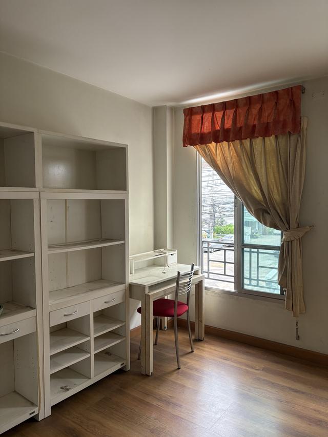 ให้เช่าทาวน์โฮม 3 ชั้น ม.บ้านกลางเมือง โยธินพัฒนา–ลาดพร้าว ใกล้เซ็นทรัลอีสต์วิลล์ เลียบด่วนรามอินทรา