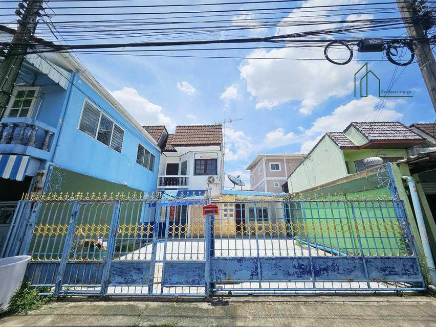 ทาวน์เฮาส์ หลังมุม หมู่บ้านเปรมฤทัย 3 รามอินทราใกล้ห้างแฟชั่นไอส์แลนด์