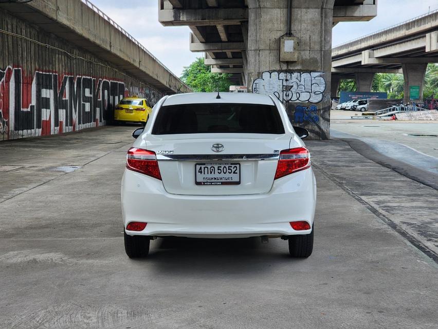 ขายรถ Toyota Vios 1.5G ปี 2015 สีขาว เกียร์ออโต้ 5