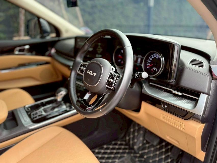 KIA CARNIVAL SXL (Gen 4) |รถออกเดือน 12  ปี 2023💎 สีเทาฟ้า ดีเซล ไมล์น้อยจัด! พร้อมวารันตีศูนย์ รูปที่ 5