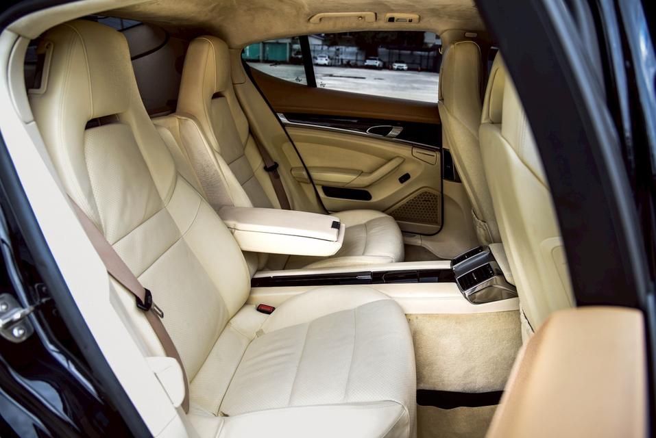 รหัสรถ CBL1424 Porsche Panamera 3.0 Diesel AT 2014 14