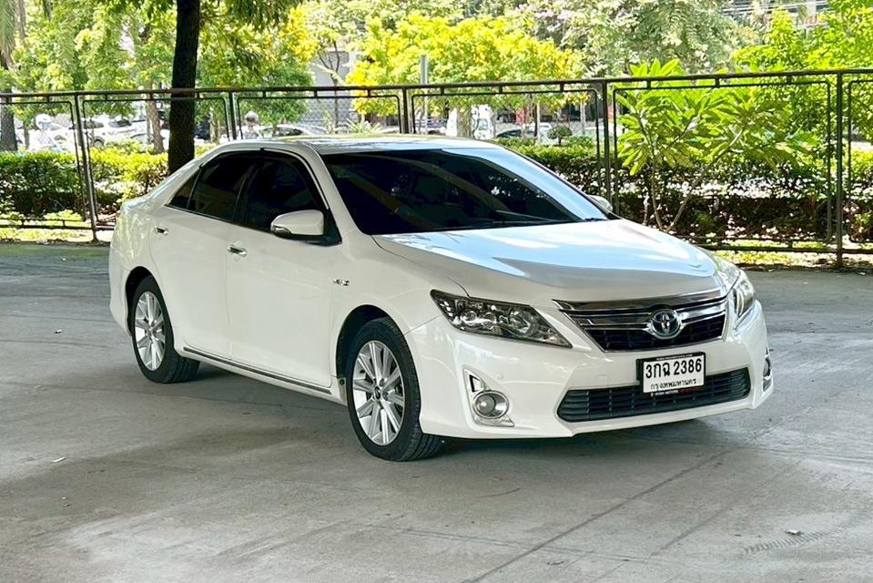 Toyota Camry 2.5 Hybrid AT ปี 2014 แคมรีไฮบริด รถสวย ขับดี พร้อมใช้