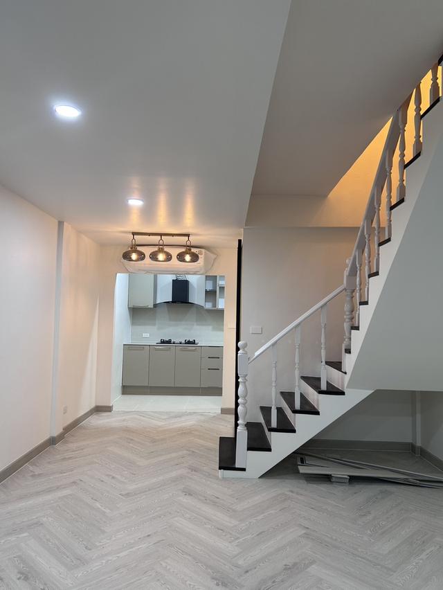 Townhouse 2 ชั้น Renovate ใหม่ทั้งหลัง หลัง Central Bangna 2