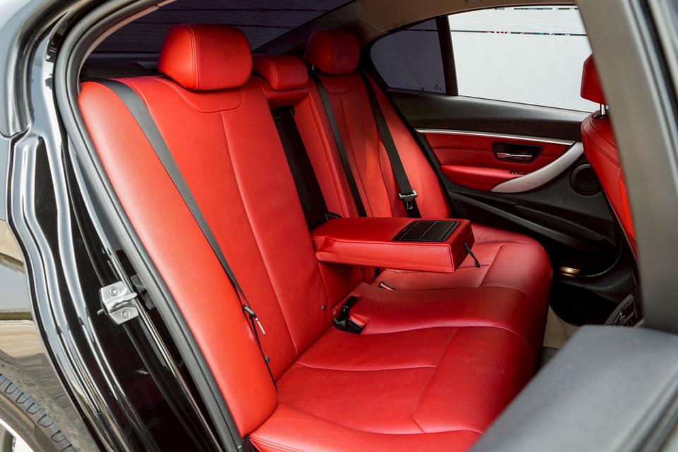 รหัสรถ CBL995 BMW 330e 2.0 Sport F30 (LCI) AT 2018 รูปที่ 14