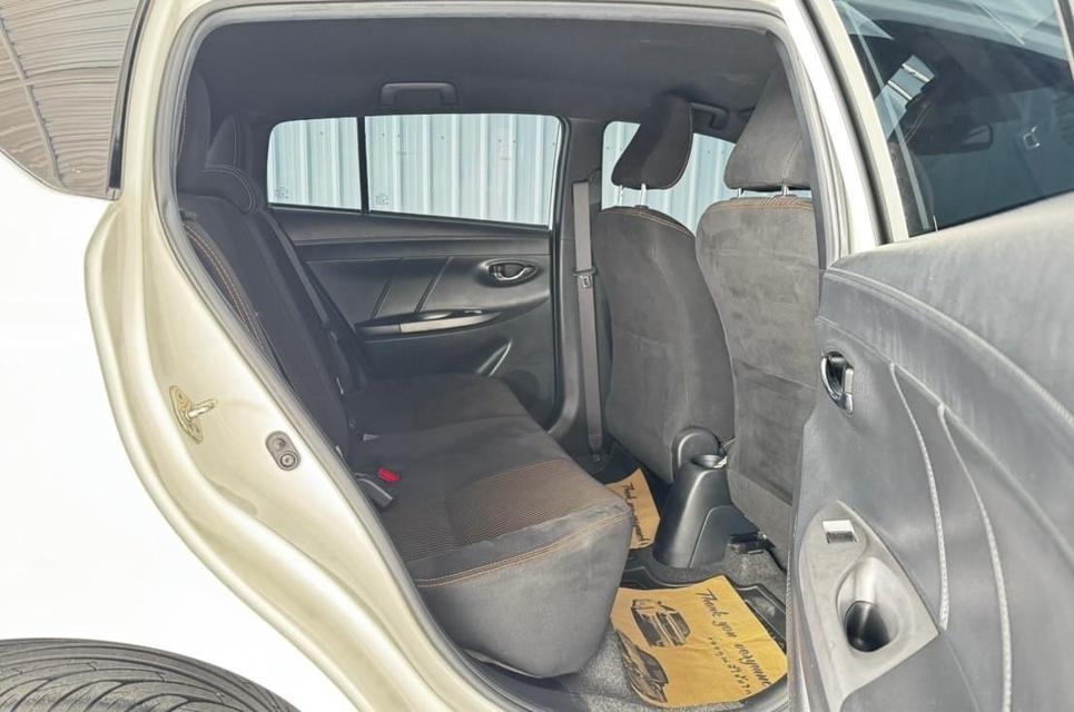Toyota Yaris 1.2G เบนซิน เกียร์ออโต้  ปี2014 12