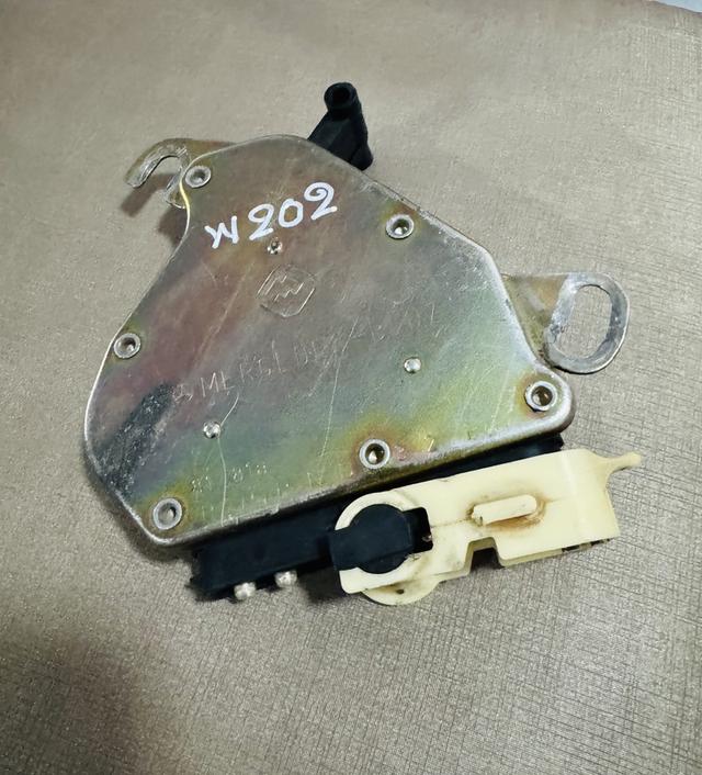 สวิตช์เกียร์ เบนซ์ w202