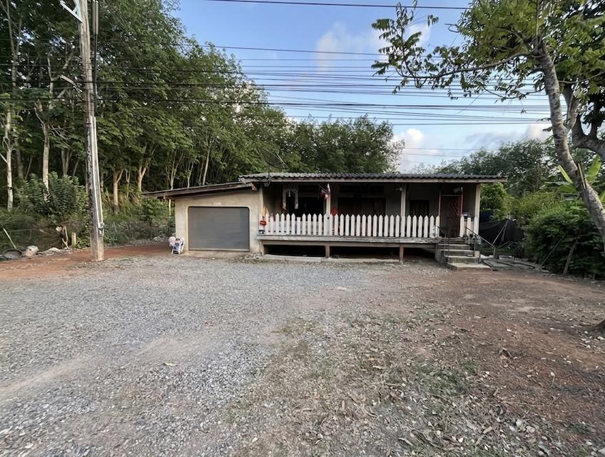 บ้านพร้อมที่ดิน ติดถนนสุขุมวิท(ทางหลวงแผ่นดิน3) 1