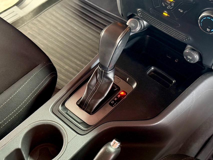 FORD RANGER 2.2 XLT Double Cab Hi-Rider ปี2018 รูปที่ 12