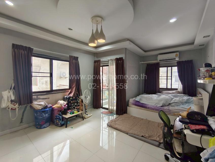 หมู่บ้านพกบัณฑิตแลนด์ แอนด์ เฮ้าส์ ถนนลำลูกกา ต.คูคต อ.ลำลูกกา จ.ปทุมธานี 12