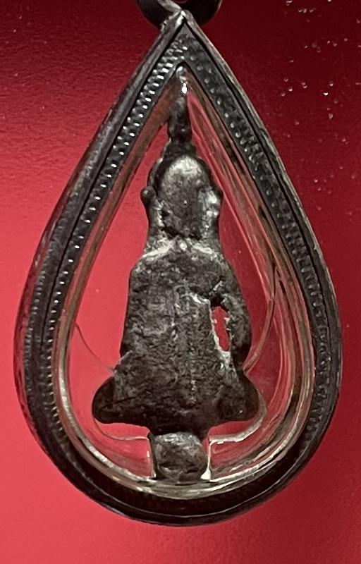 ให้เช่าพระยอดธง กรุวัดไก่เตี้ย ปทุมธานี ราคาตามความพอใจทั้งสองฝ่าย