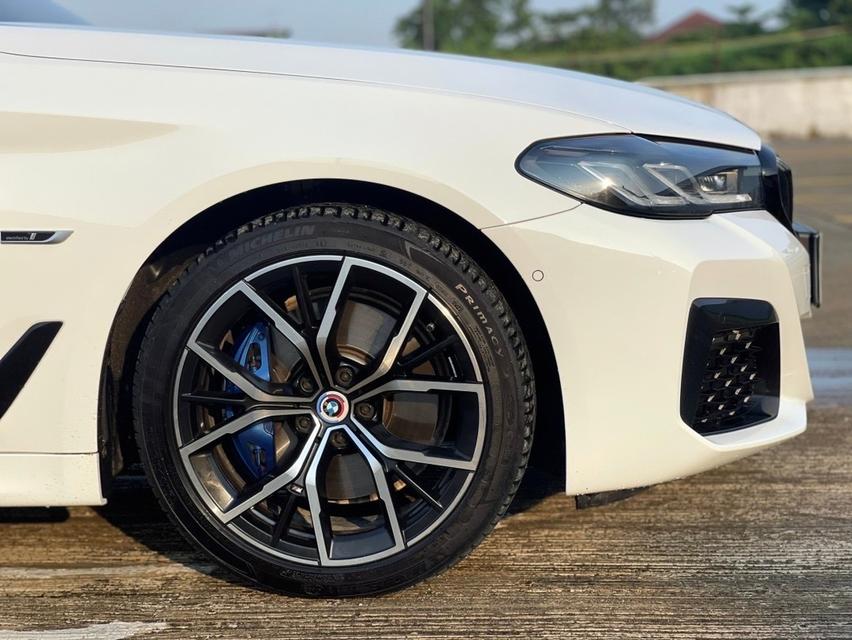 BMW 530e M Sport LCI (G30) 2022 จด 2023 รหัส NCT2468 20