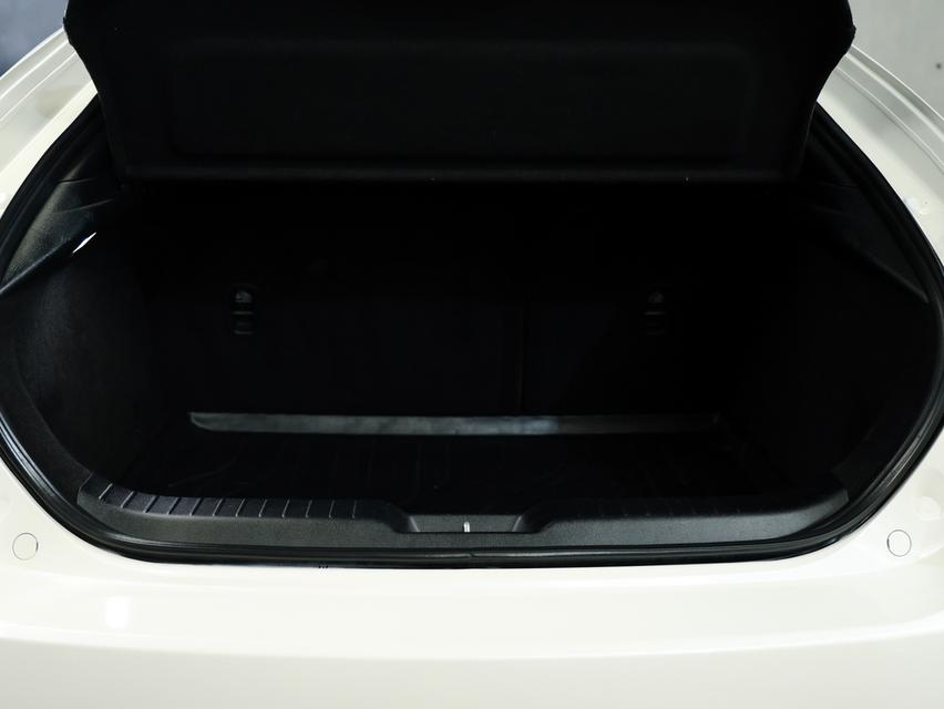 2022 Mazda 3 2.0 (ปี 19-25) Sports 100th Anniversary Edition Hatchback AT B7644 รูปที่ 17