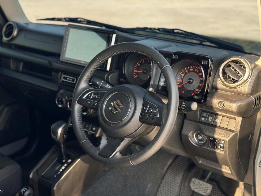 Suzuki Jimny SIERRA 4AT 4WD Mono-Tone สีเทา Solid Medium Gray 4wd  ปี 2024  17