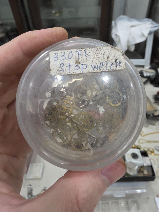 A.อะไหล่ นาฬิกา  STOP WATCH PARTS เก่าเก็บ สวยหายาก รุ่นเก่า ขายตามสภาพ พร้อมส่ง