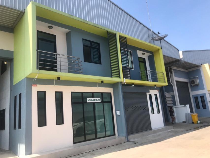 โรงงานพร้อมสำนักงาน 2 ชั้น พื้นที่กว่า 400 ตารางเมตร ถนนเอกชัย-บางบอน พระรามสอง บางน้ำจืด สมุทรสาคร ใกล้สนามกอล์ฟเอกชัย 2
