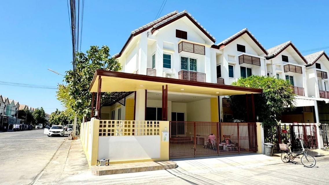บ้านบุณฑริก นิว สไตล์ คลอง4 ลาดสวาย ต้นซอย หลังริม 1