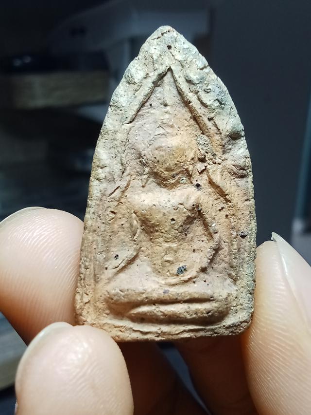 พระขุนแผน(พลายเดี่ยว)พิมพ์ใบมะยม กรุบ้านกร่าง จ.สุพรรณบุรี