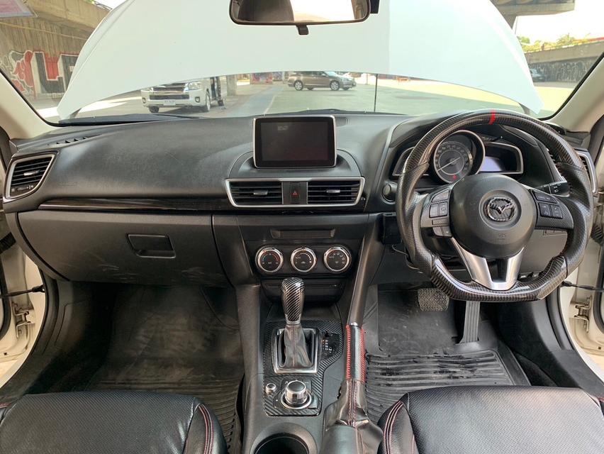 Mazda Mazda3 2.0C AT 2015 เบนซิน ออโต้ สี่ประตู มือเดียว สวยพร้อมใช้ 6