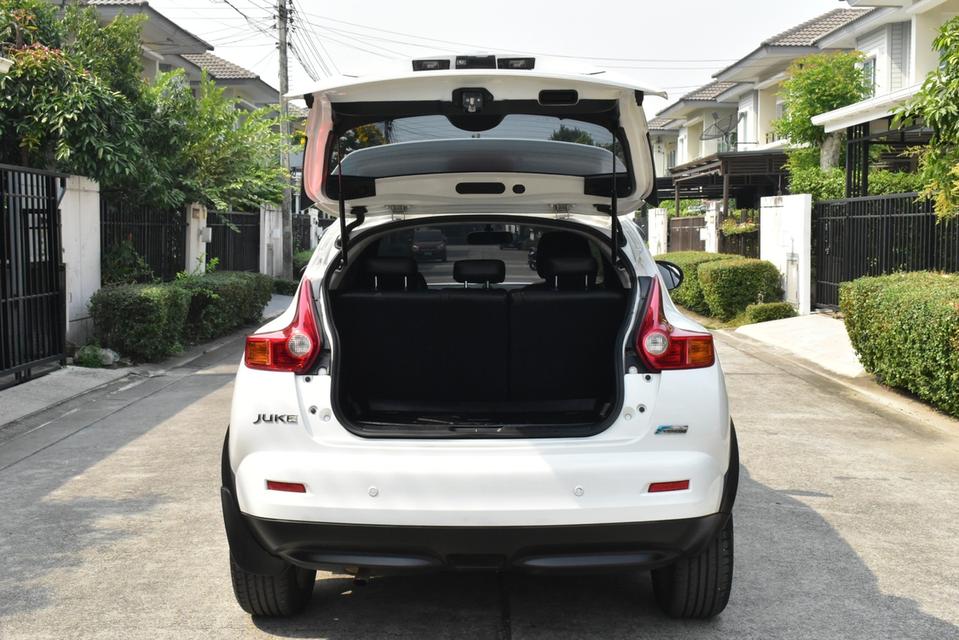 Nisssan Juke 1.6V auto  10