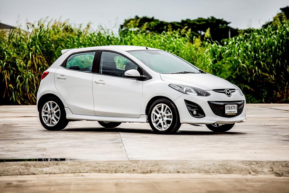 รหัสรถ GT6701 #Mazda 2 1.5 Spirit Sport สีขาว ปี 2013