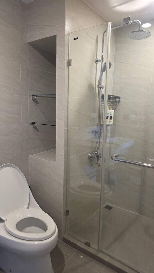 ปล่อยเช่าคอนโดหรู THE CROWN Residences 8