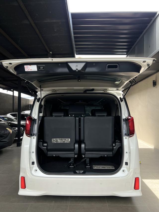 TOYOTA Alphard 2.5 SC Package 10