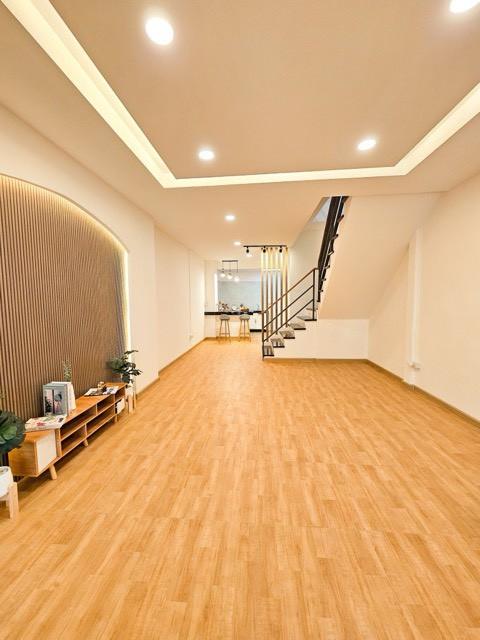 ขายทาวน์เฮาส์ 2 ชั้น บ้านสวยตกแต่งใหม่ หมู่บ้านอยู่เจริญ ดอนเมือง ติดถนนวิภาวดีรังสิต 37 ทำเลใกล้สนามบินและเมือง 3