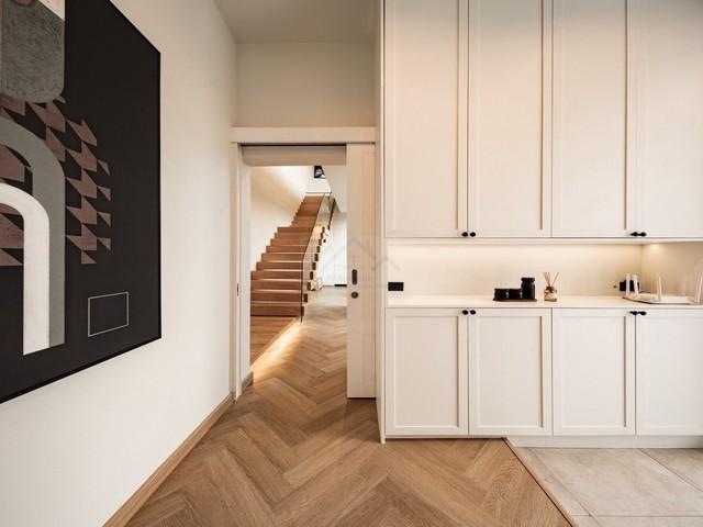 ขายบ้านเดี่ยวสไตล์พูลวิลล่า สีขาว Minimal 2 ชั้นสร้างใหม่ 100 ตรว. ซอยลาดพร้าว 64 พร้อมสระว่ายน้ำ ใกล้รถไฟฟ้า ใกล้รัชดา 2