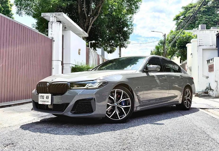 BMW 530e M Sport LCI (G30) ปี 2022ราคา 1,130,000 รูปย่อยที่ 2