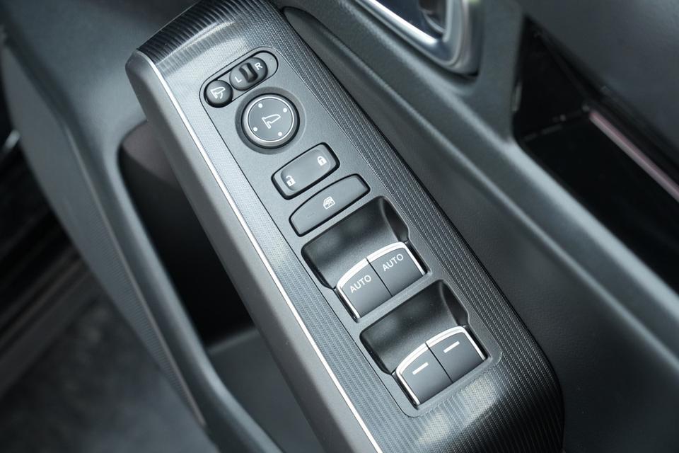 🚗 2024 HONDA CIVIC FE 2.0 e-HEV RS A/T สีดำตัวท็อป RS Hybrid รูปที่ 9