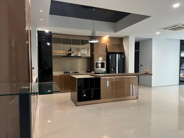 T26-843-1 ให้เช่า บ้าน บ้านเดี่ยว Pool Villa หรู 3 ชั้น สไตล์โมเดิร์น สุุขุมวิท 71 ปรีดี 26 เชื่อมเอกมัย ทองหล่อ กรุงเทพ 4