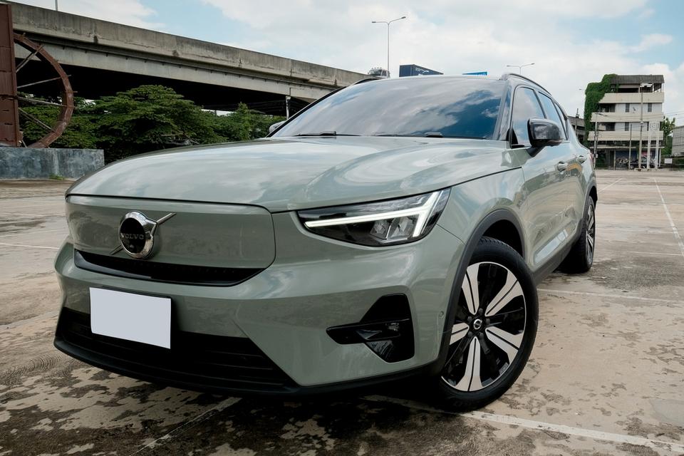 Volvo XC40 ไฟฟ้าล้วน EV twin motors มอเตอร์คู่ ปี 2023 สีเขียว เหนียวทรัพย์💚