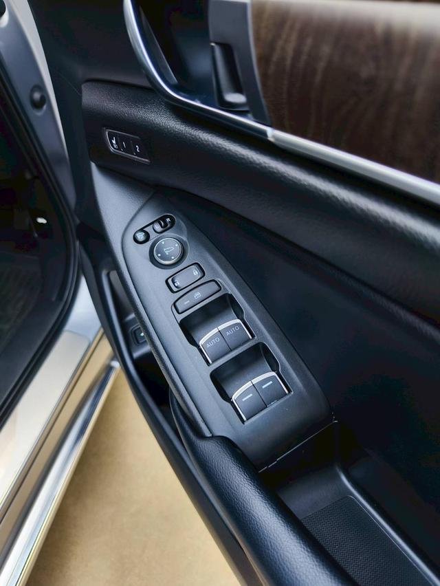 Honda Accord 1.5 EL Turbo 2019 รูปที่ 18