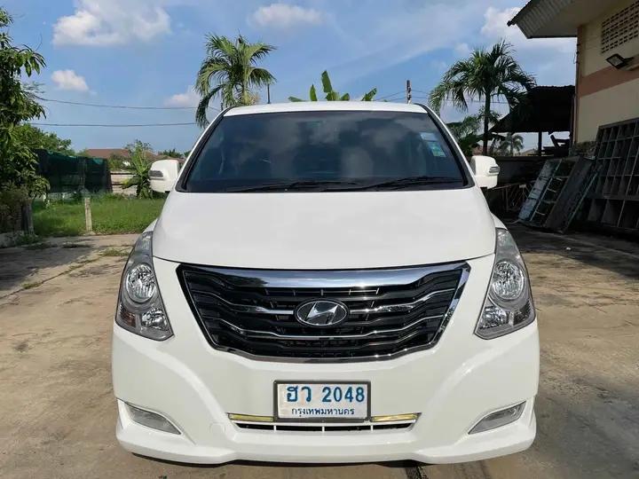 ขายด่วน Hyundai H-1 2