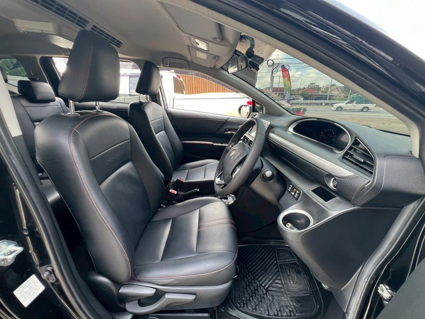 ปี 2020 TOYOTA SIENTA, 1.5 V โฉม ปี16-ปัจจุบันสีดำ เกียร์ออโต้ เครื่องเบนซิน มือเดียวป้ายแดง 10