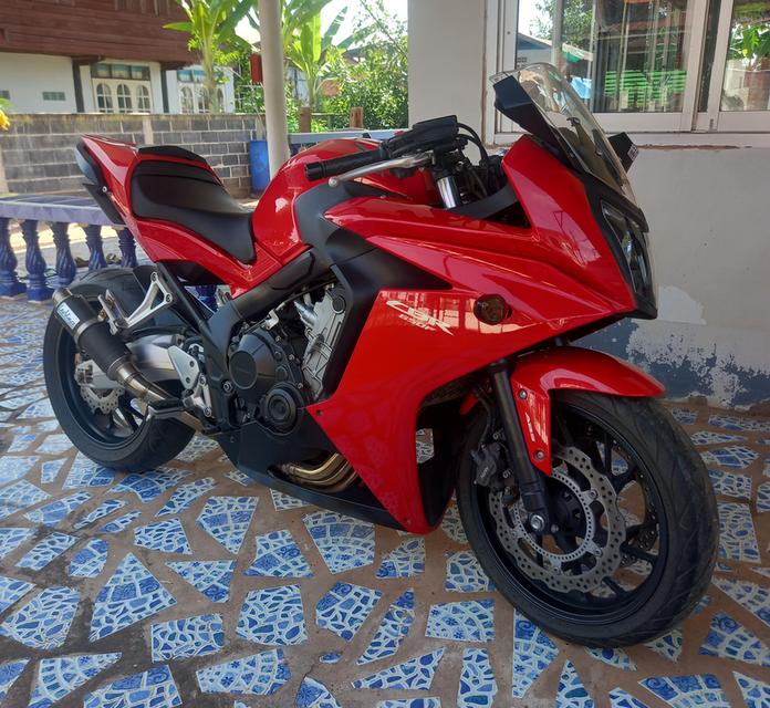 CBR 650F 2015 สีแดงสด