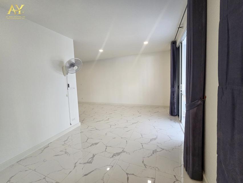 ขายด่วน ทาวเฮ้าส์2ชั้น 22.8ตรว. RK Park2 รามอินทรา-ซาฟารี เลียบคลองสอง บางชัน คลองสามวา กทม เพียง2.69MB. 5