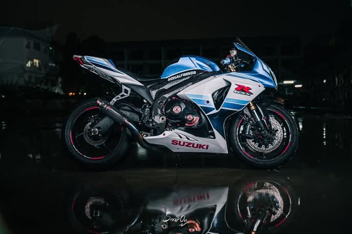 Suzuki GSX R1000 แท้ 14