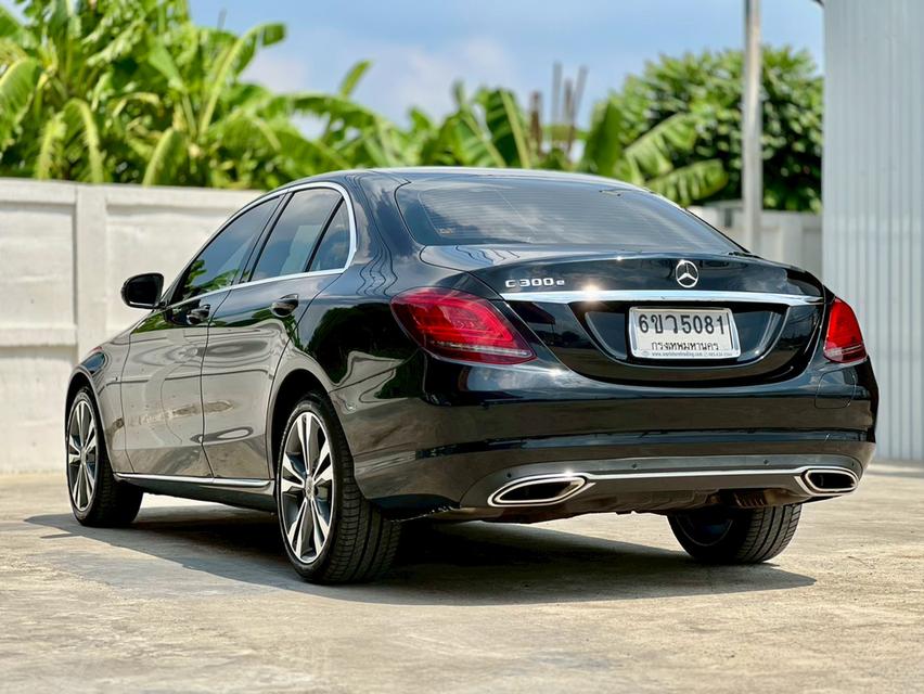 ปี 2019 BENZ C-CLASS, C300e AVANTGARDEโฉม W205 ปี14-23 สีดำ